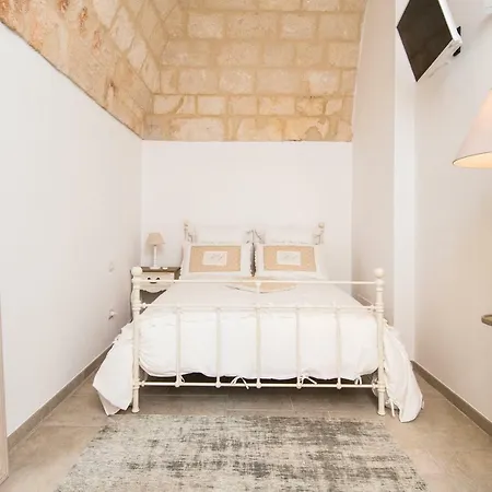 Dimora Via Vitti - Puglia Mia Apartments Monopoli Extérieur photo